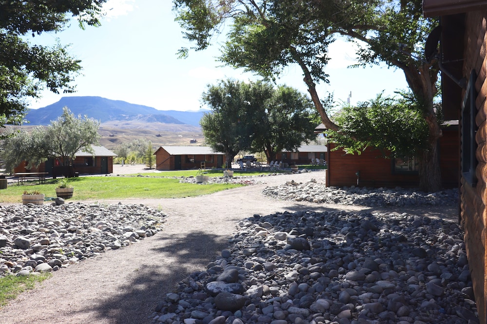 Yellowstone Valley Inn - photo 73