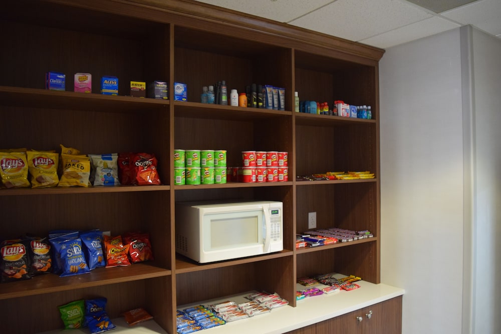 Holiday Inn Express Hotel & Suites Sparta by IHG - photo 36