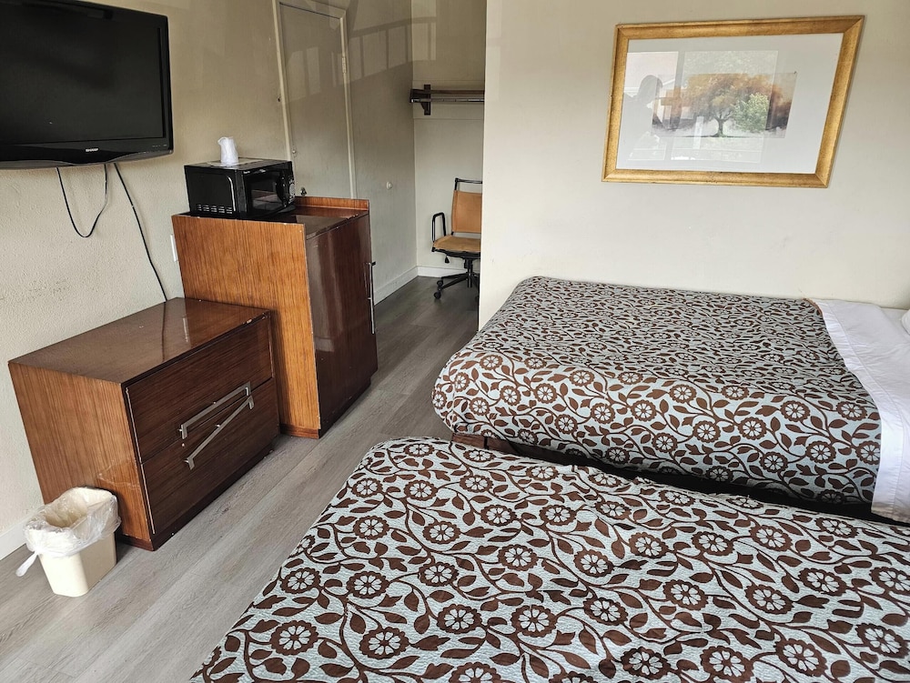 Travel Inn By OYO Omaha - photo 11