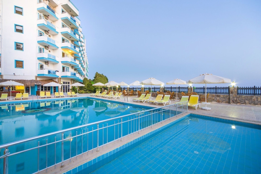 Tekbir Alanya Resort All Inclusive — 4-Star Luxury Hotel in Alanya, Turkey