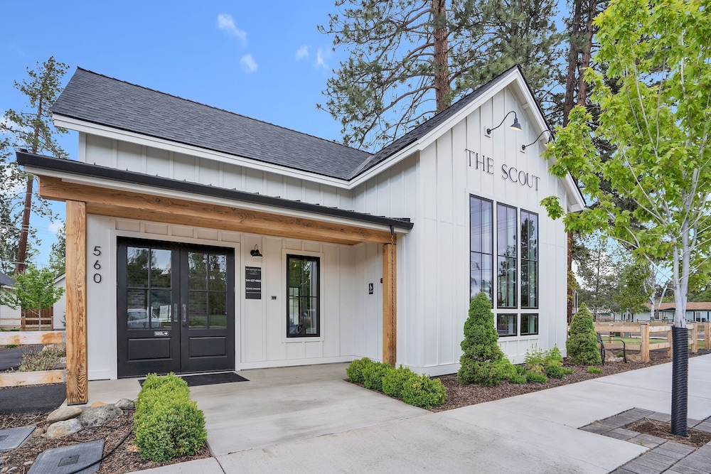 The Scout Boutique Cottages in Sisters, United States