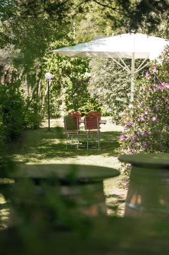 Landgasthof Unter den Linden pet-friendly hotel Oelixdorf