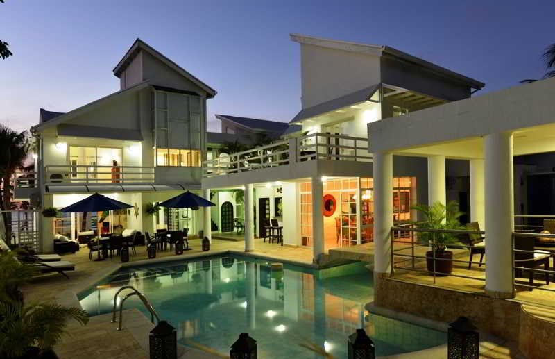 Casa Calamaru — 4-Star Luxury Hotel in San Andres, Colombia