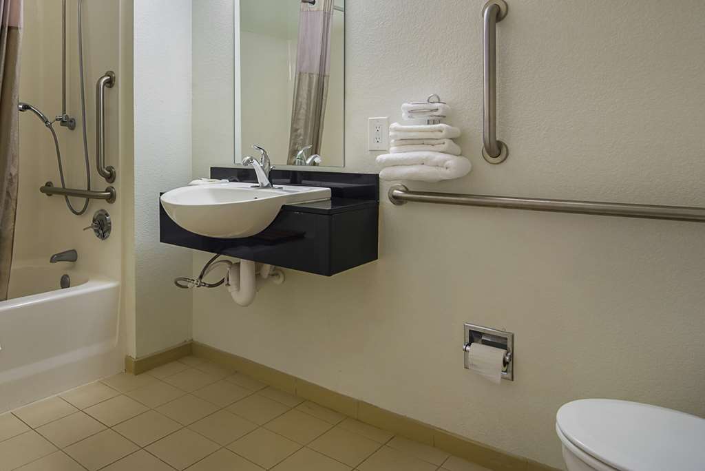 Motel 6 Tucker GA Atlanta Northeast - photo 22