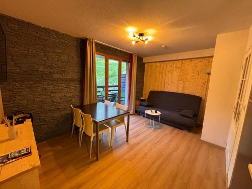 Studio 4 Pers. Les Orres 1800 - last minute hotel in Unknown City