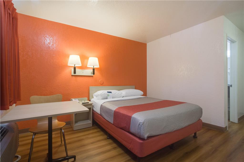 Motel 6 Lakewood CO - photo 7