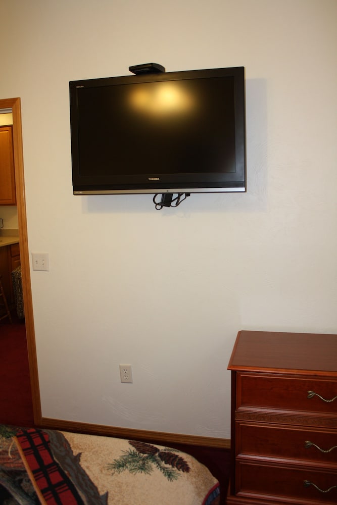 Juneau Hotel - photo 22