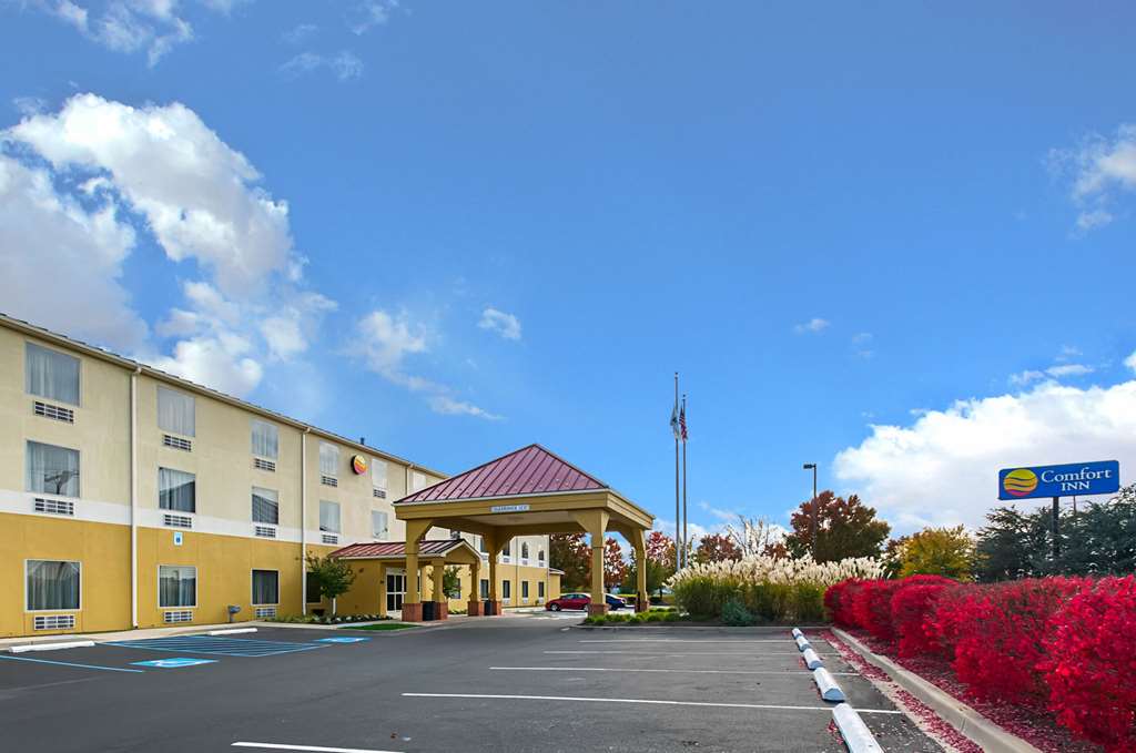 Comfort Inn Frederick Ballenger Creek - carbon neutral hotel in Frederick
