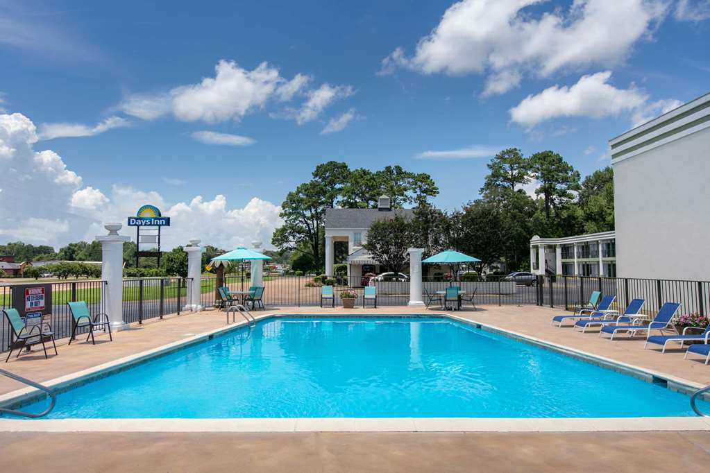 Days Inn by Wyndham Natchez - photo 7