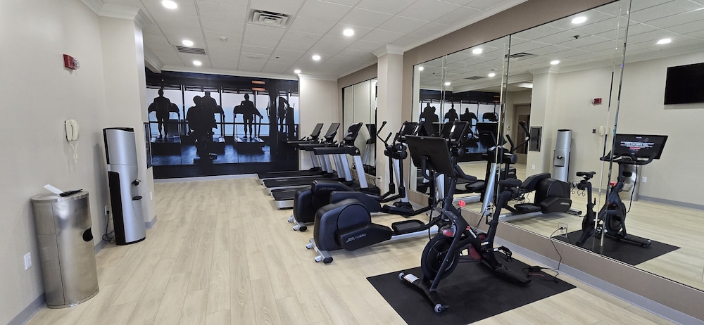 DoubleTree Suites by Hilton Hotel Mt. Laurel - photo 32
