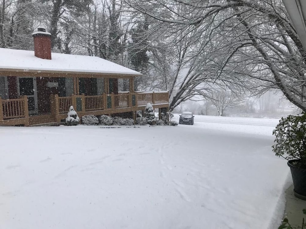Mountain Aire Cottages & Inn - photo 258