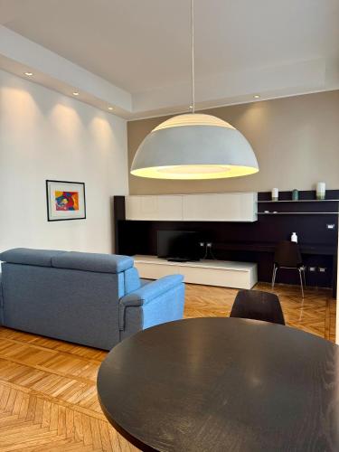 LURO Deluxe Apartments Savoia 3 Repubblica — 4-Star Luxury Hotel in Milan, Italy