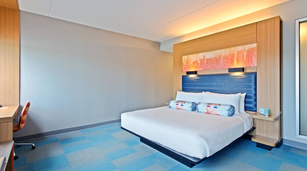 Aloft Birmingham Soho Square - photo 11