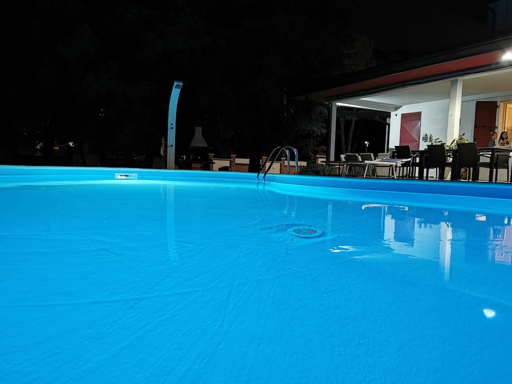Vanessa House — 4-Star Luxury Hotel in Martellago, Italy