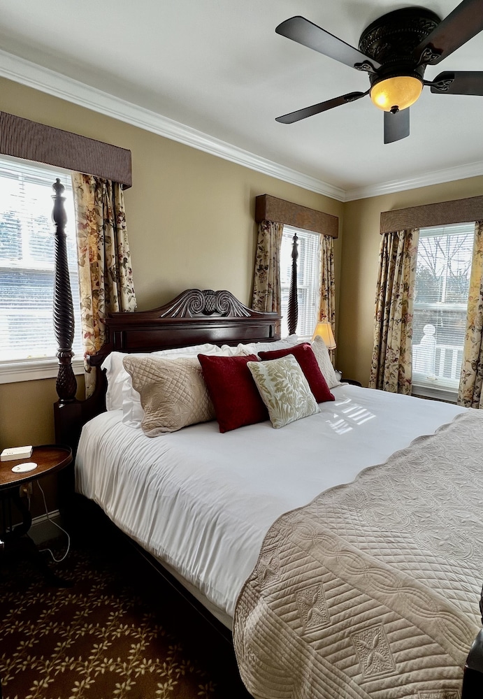 Almondy Inn - photo 64