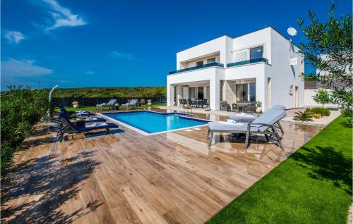 4 Bedroom Gorgeous Home In Novalja — 5-Star Luxury Hotel in Novalja, Croatia