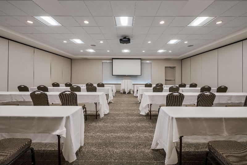Hilton Garden Inn Rockford - photo 24