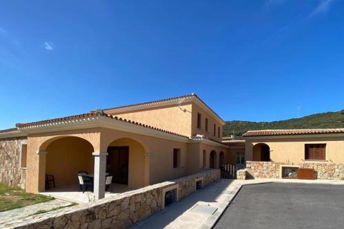 Villetta Panarea 2 — 4-Star Luxury Hotel in San Teodoro, Italy