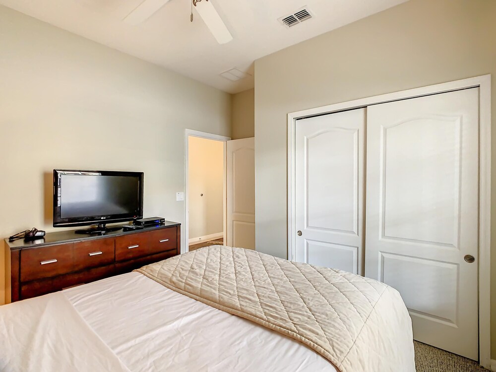 Paradise Palms Resort Just Minutes From Disney - photo 35