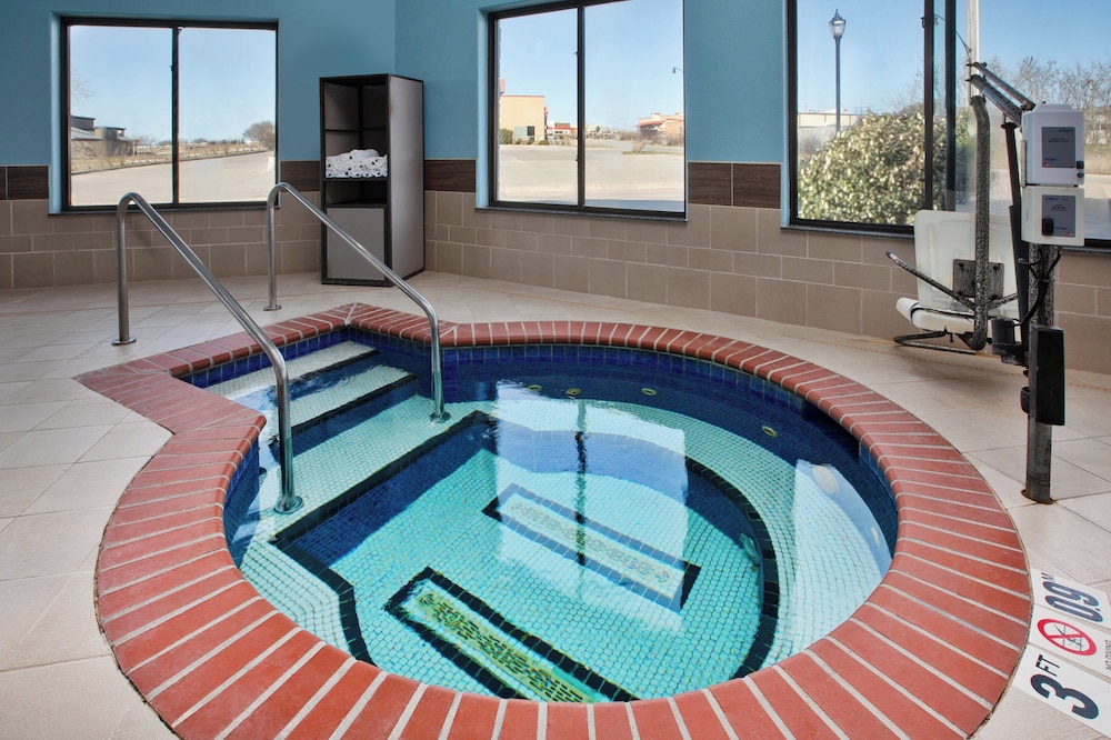 Holiday Inn Express & Suites Duncan by IHG - photo 30