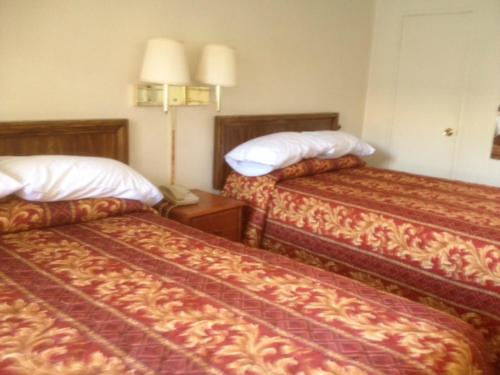 Economy Inn - photo 14