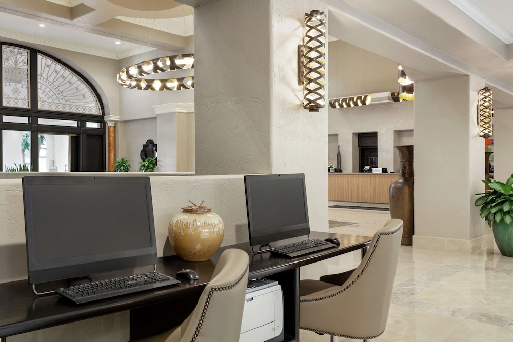 Embassy Suites by Hilton Santa Ana Orange County Airport - photo 52
