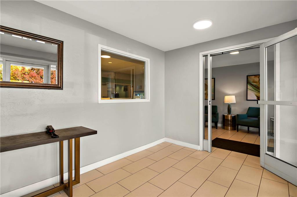 MainStay Suites Salt Lake City Fort Union - photo 6