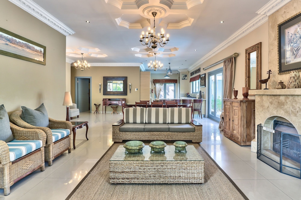 Villa Jesdene — 4-Star Luxury Hotel in Cape Town, South Africa