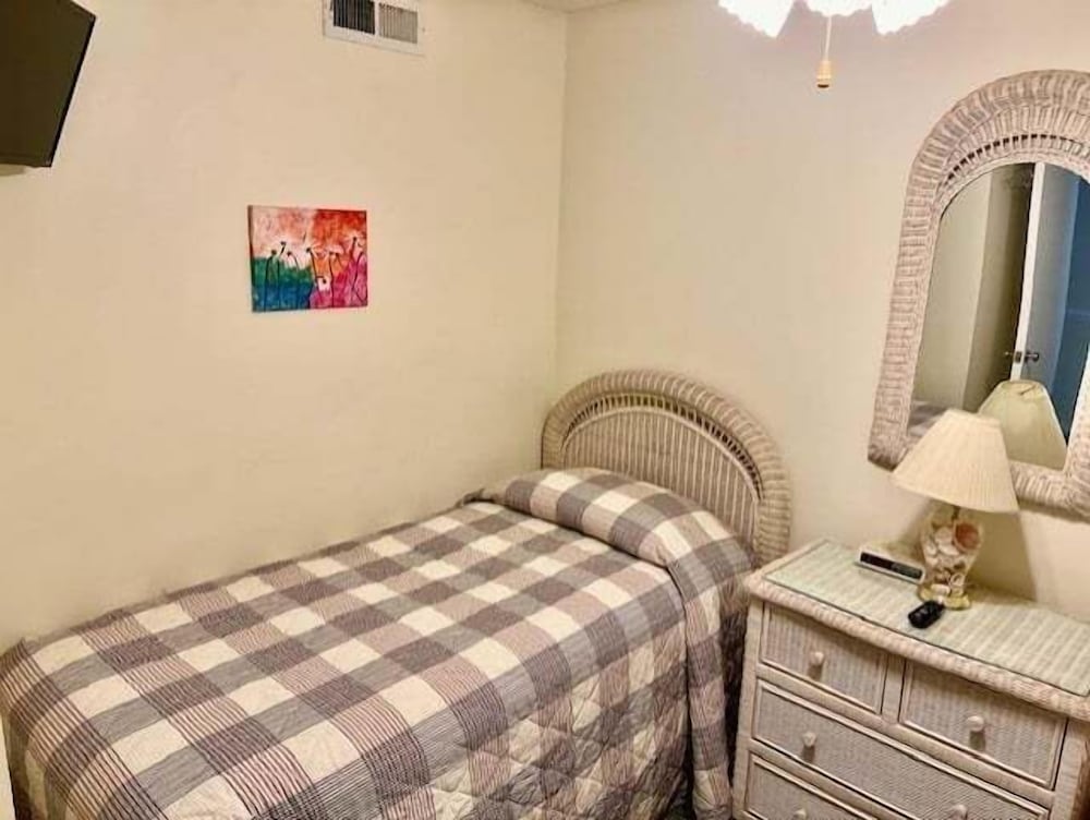 Royal Garden Resort 510 2 Bedroom Condo by RedAwning - photo 6