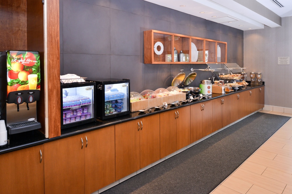 SpringHill Suites by Marriott Corona Riverside - photo 26