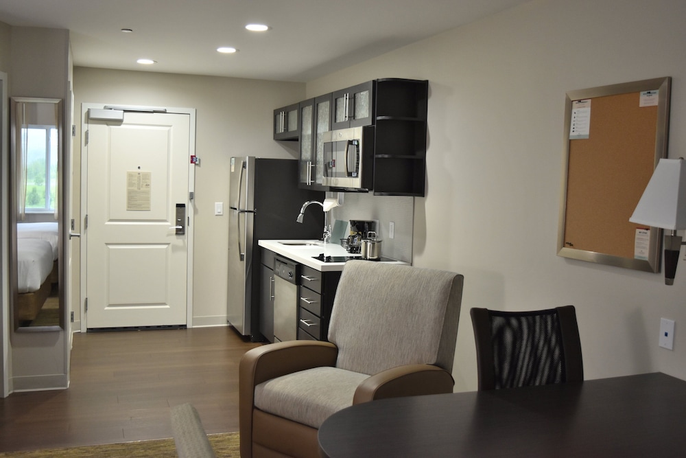 Candlewood Suites Kansas City Independence by IHG - photo 30