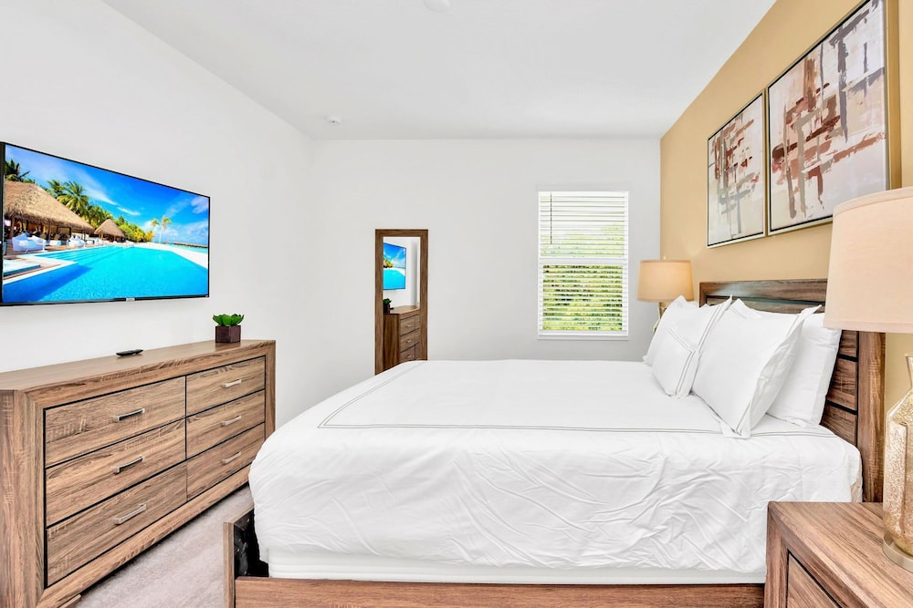 Upstay 19 guest Resort Home w Pool Hottub Disney - photo 24