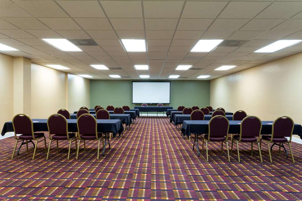 Ramada by Wyndham Lake Placid - photo 10