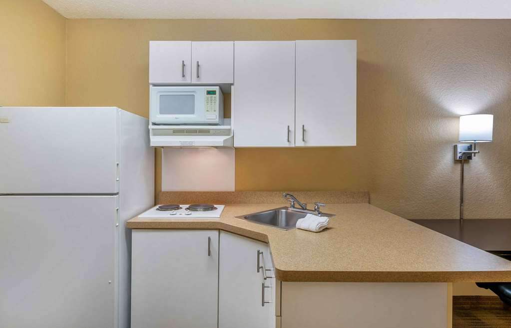 Extended Stay America Suites Portland Beaverton Hillsboro - photo 18