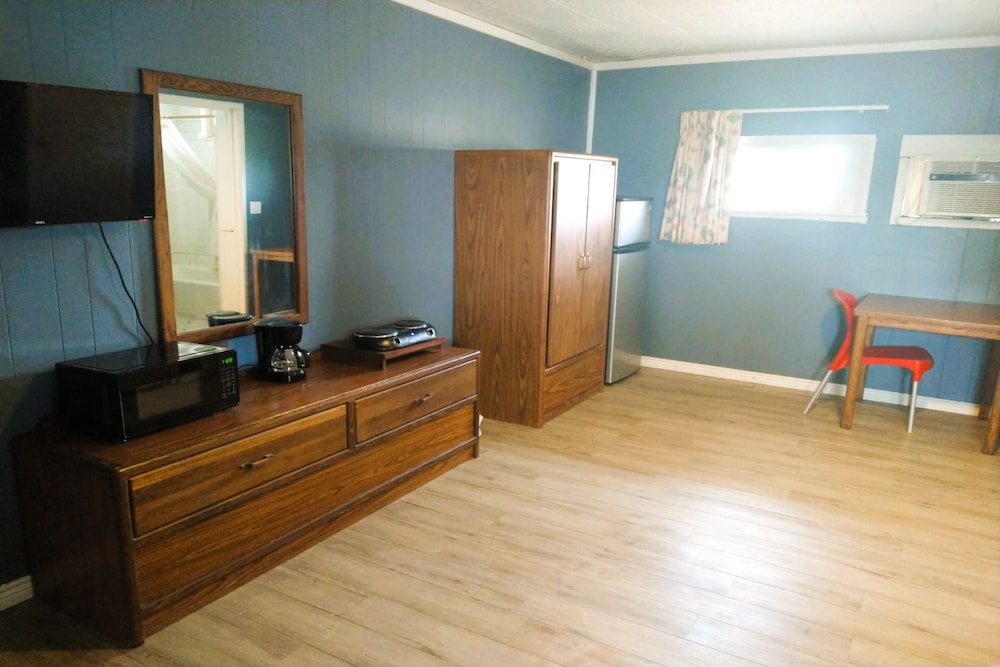 Love Hotels Desert Inn Boysen Canyon - photo 11