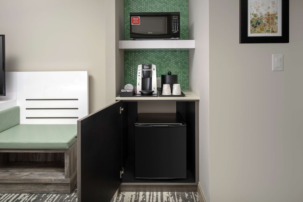 Hilton Garden Inn Miami Brickell South - photo 10