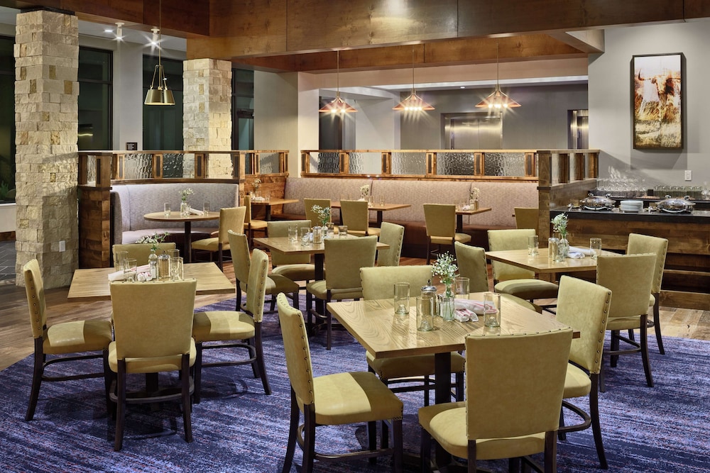 The Bevy Hotel Boerne a DoubleTree by Hilton - photo 22