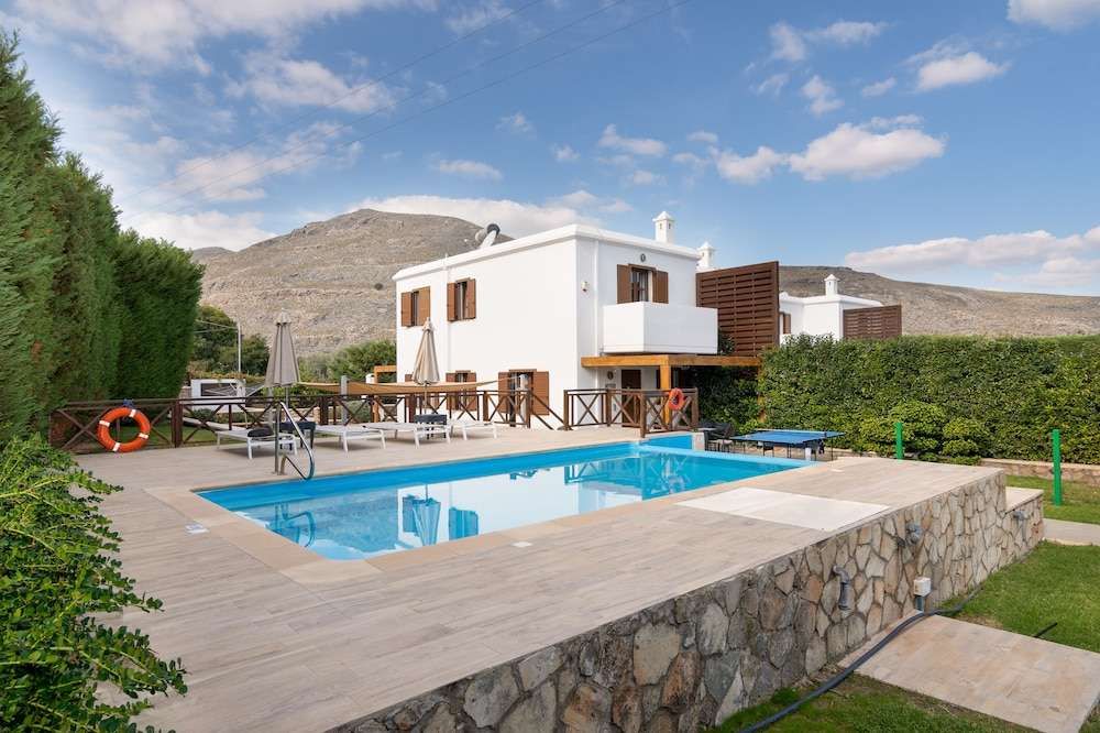 Lindos Aeonian Villas — 4-Star Luxury Hotel in Rodos, Greece