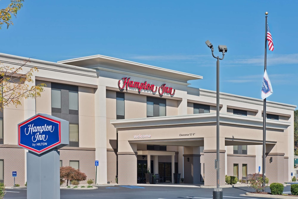 Hampton Inn Winfield teays Valley - featured photo
