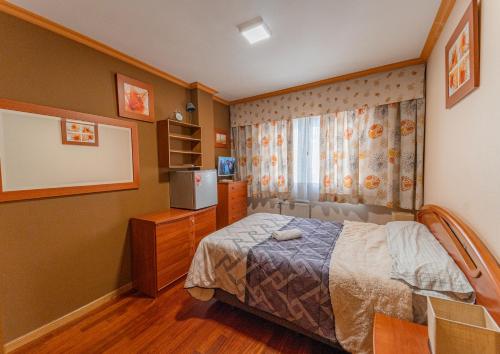 Habitacion Centro Pontereas — Ponteareas