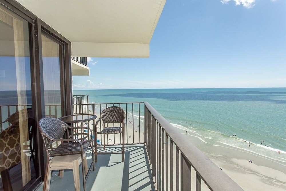 Royal Garden Resort 1406 2 Bedroom Condo by RedAwning - photo 14