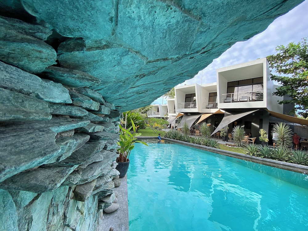 Mahi Mahi Dive Resort — 4-Star Luxury Hotel in Zamboanguita, Philippines