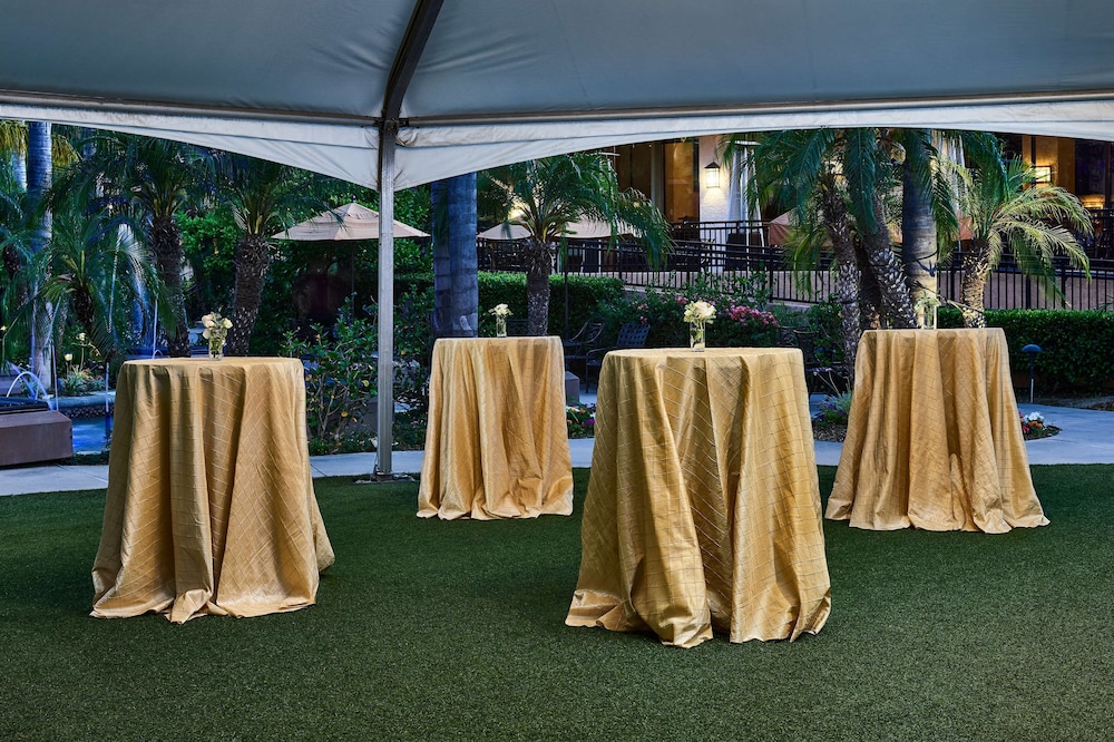 DoubleTree by Hilton Ontario Airport - photo 61