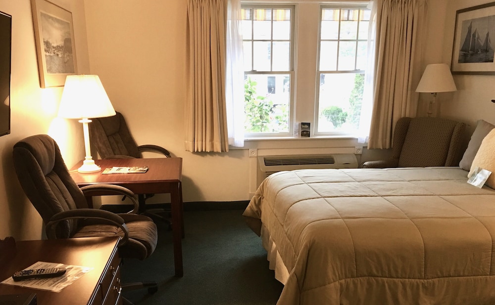 Camden Riverhouse Hotel - photo 18
