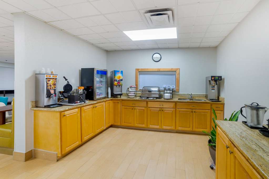 Comfort Inn Asheville Airport - photo 28