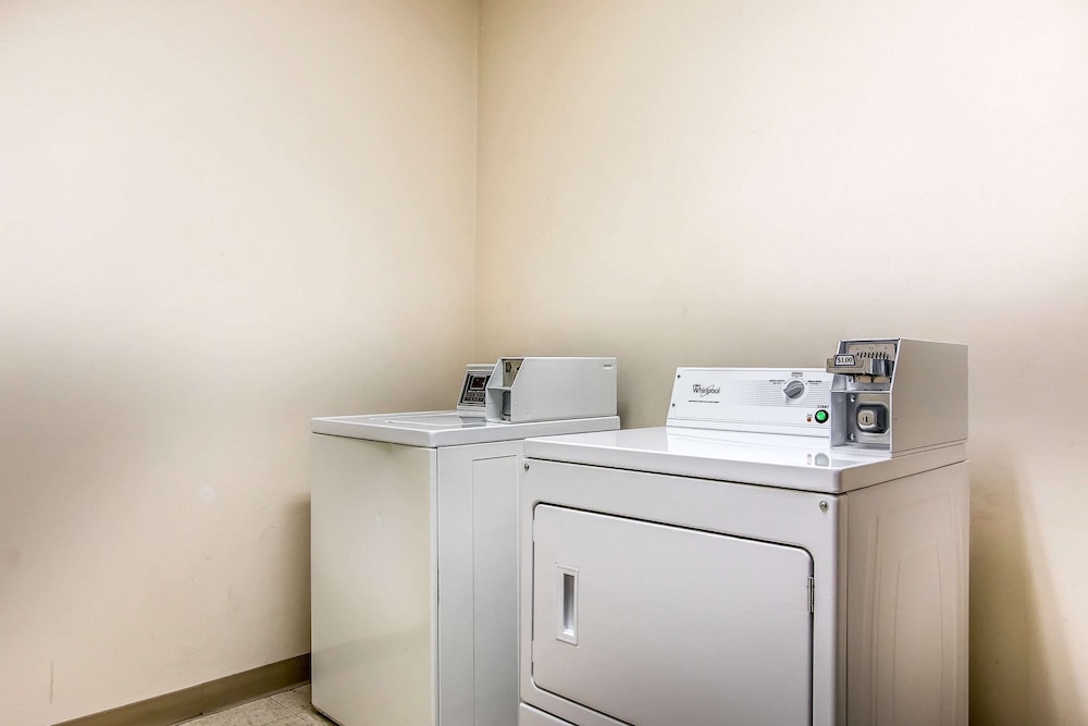 Comfort Suites Effingham Central - photo 29