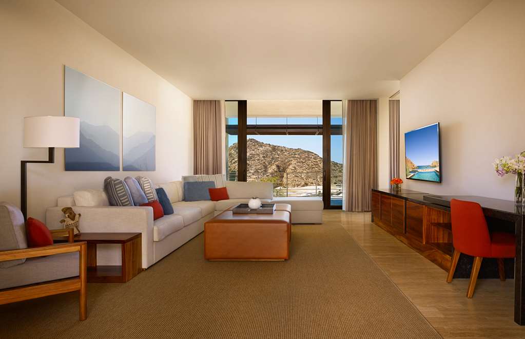 MLC Architectural One Bedroom Suite