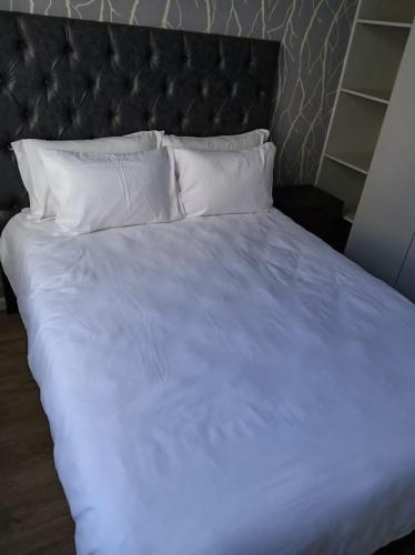 Welcome to Cape Town — 4-Star Luxury Hotel in Cape Town, South Africa