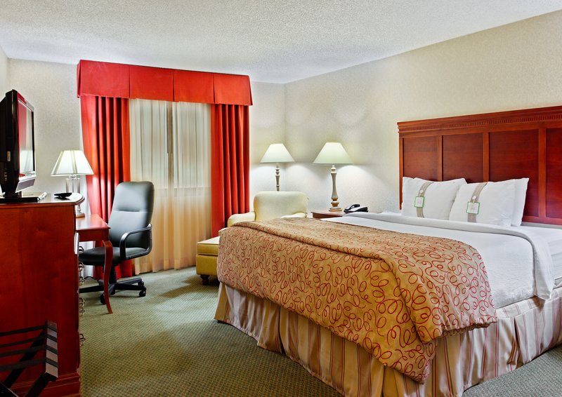 Quality Inn Market Center - photo 16