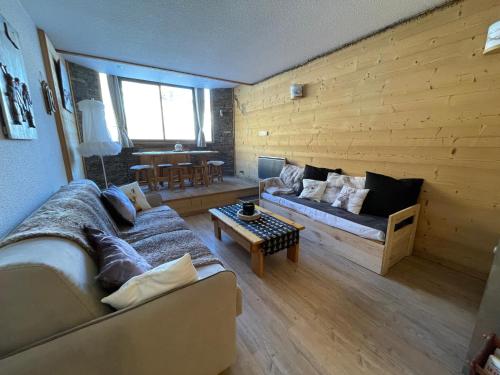 Isola 2000 Centre Galerie 6 Couchage 35m2 Aux Pieds Des Pistes - carbon neutral hotel in Unknown City